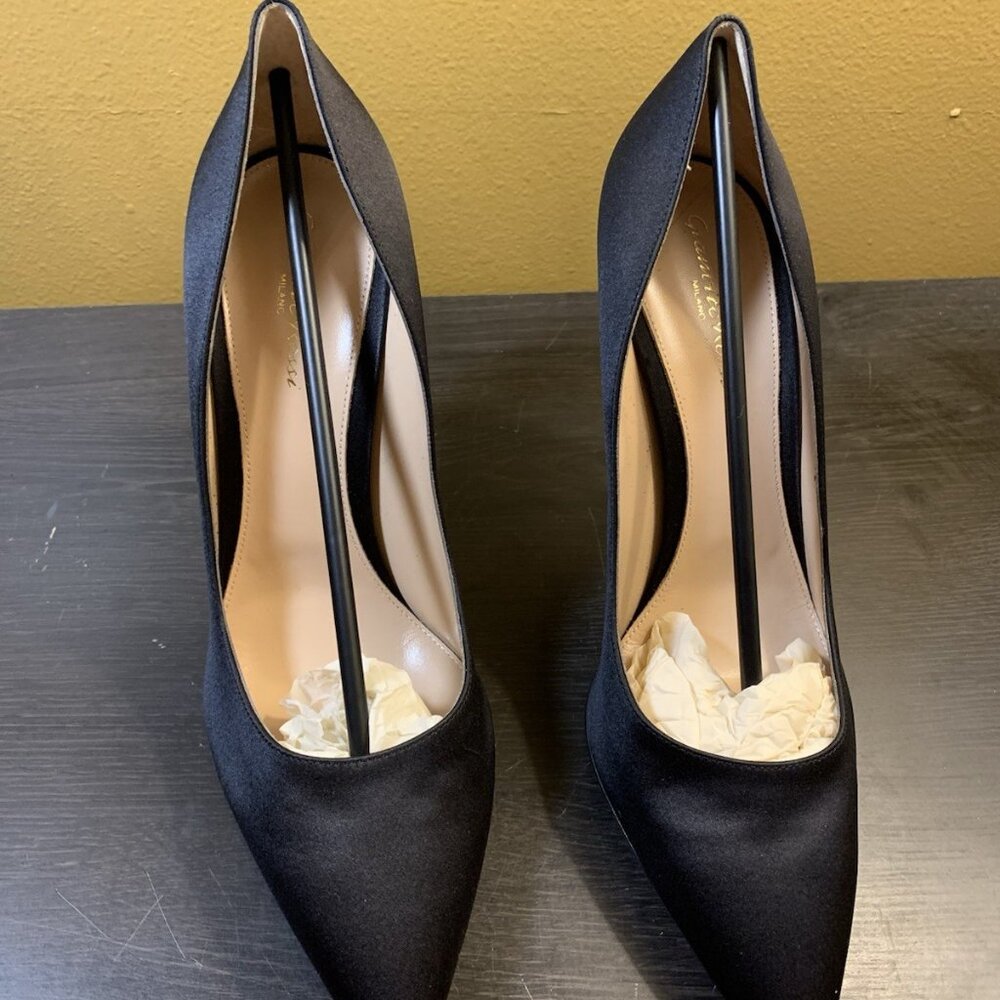 Gianvito Rossi Gianvito 105 Raso Black Leather Pump - Picture 9 of 16